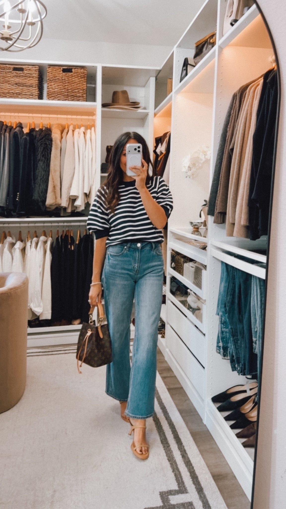 Sweatshirt is super cozy! Easy fit, perfect with jeans for casual weekends and currently on sale! 
Everything TTS⭐️

#LTKOver40 #LTKootd #LTKSaleAlert