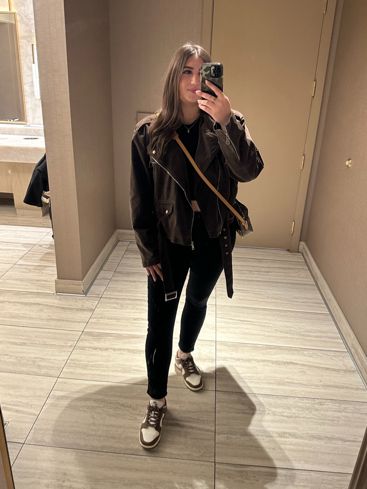 Skinny jeans are back and I’m thrilled about it! 


Find more content on Instagram @dealdesignco for daily shopping trips, more sources, & daily inspiration amazon, Aerie, cami bras, comfy clothes, fashion finds, ootd, workwear, LuLulemon, spring outfits, summer, Abercrombie and Fitch, ugg dupe, Target, Walmart, Aritzia, free people, H&M, workout, midsize, athleta, old navy, gap, cargo pants, straight jeans, swimsuit, cover ups, Birkenstocks, free people, dresses, sunglasses, Norma kamali, Diana dress, country concerts, beach wear, vacation outfits, resort wear, coastal cowgirl, coastal grandma, Nordstrom sale, winter ootd, fall fashion, Christmas, thanksgiving, New Year’s Eve, adidas, Nike, Mob Girl Esthetic, Summer, Pool, Vacation, country concert, Nashville outfit, bachelorette party, travel ootd

#LTKStyleTip #LTKMidsize #LTKFindsUnder50