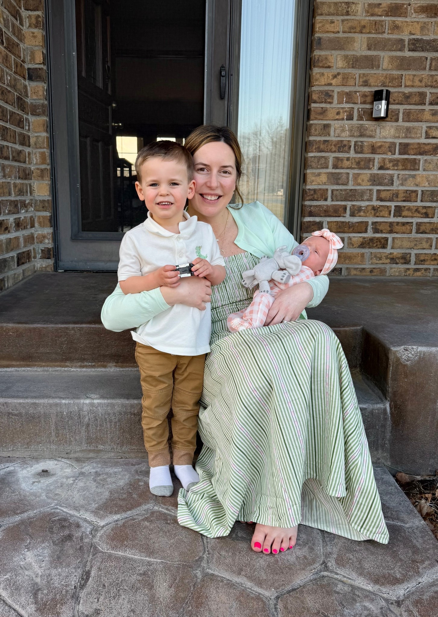 Easter with my bunnies 🐰🐰 Felt so good in this dress at 3 weeks postpartum 💚

#LTKmomlife #LTKBaby #LTKootd