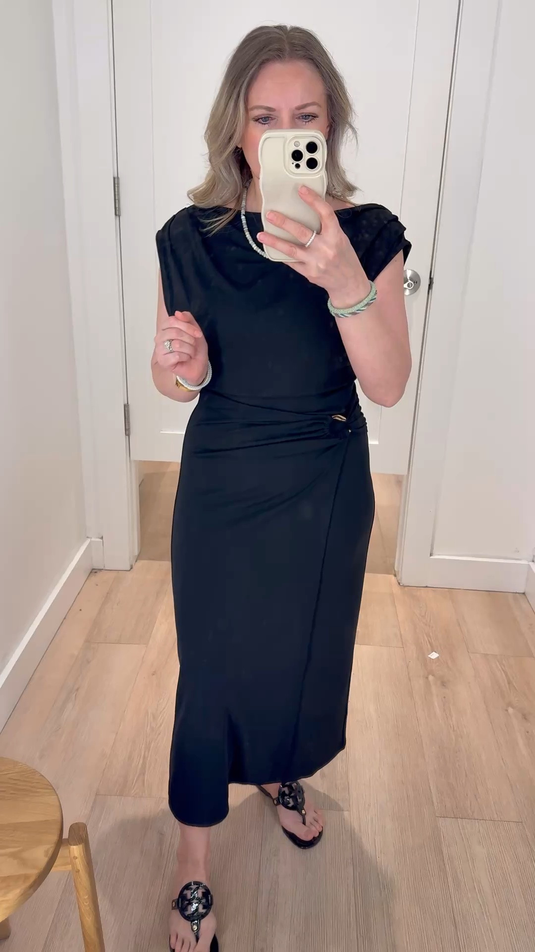 This cute wrap black dress from Loft is very classy and elegant. The ruching makes it very flattering, and the boatneck and cap sleeves add a touch of style. It’s on major sale today. 65% off + free shipping! 



#LTKOver40 #LTKPetite #LTKWorkwear #LTKWedding #LTKSaleAlert #LTKSeasonal