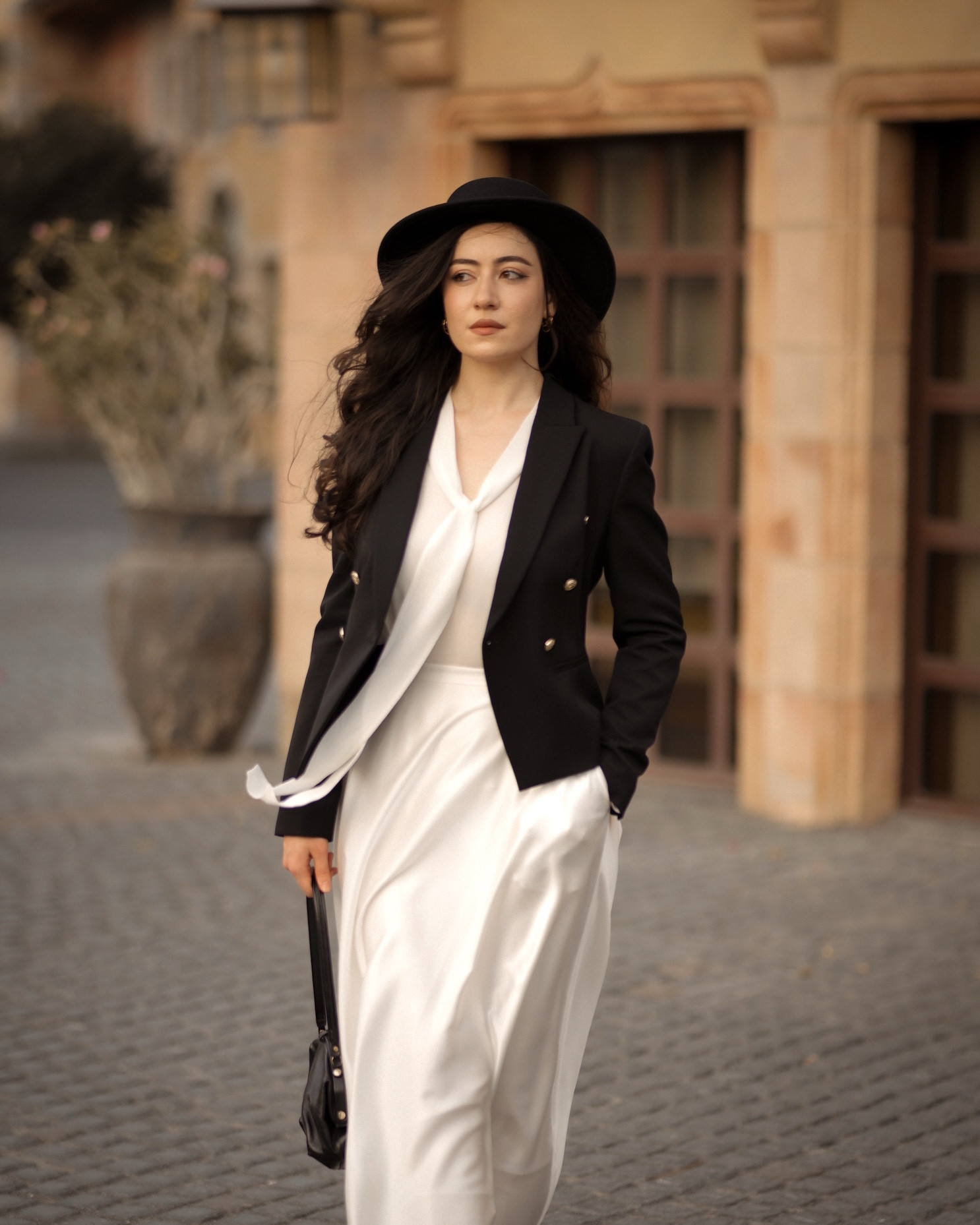 There’s nothing chicer than silk flowing in the summer wind.

#LTKstyletip #LTKworkwear #LTKAroundTheWorld