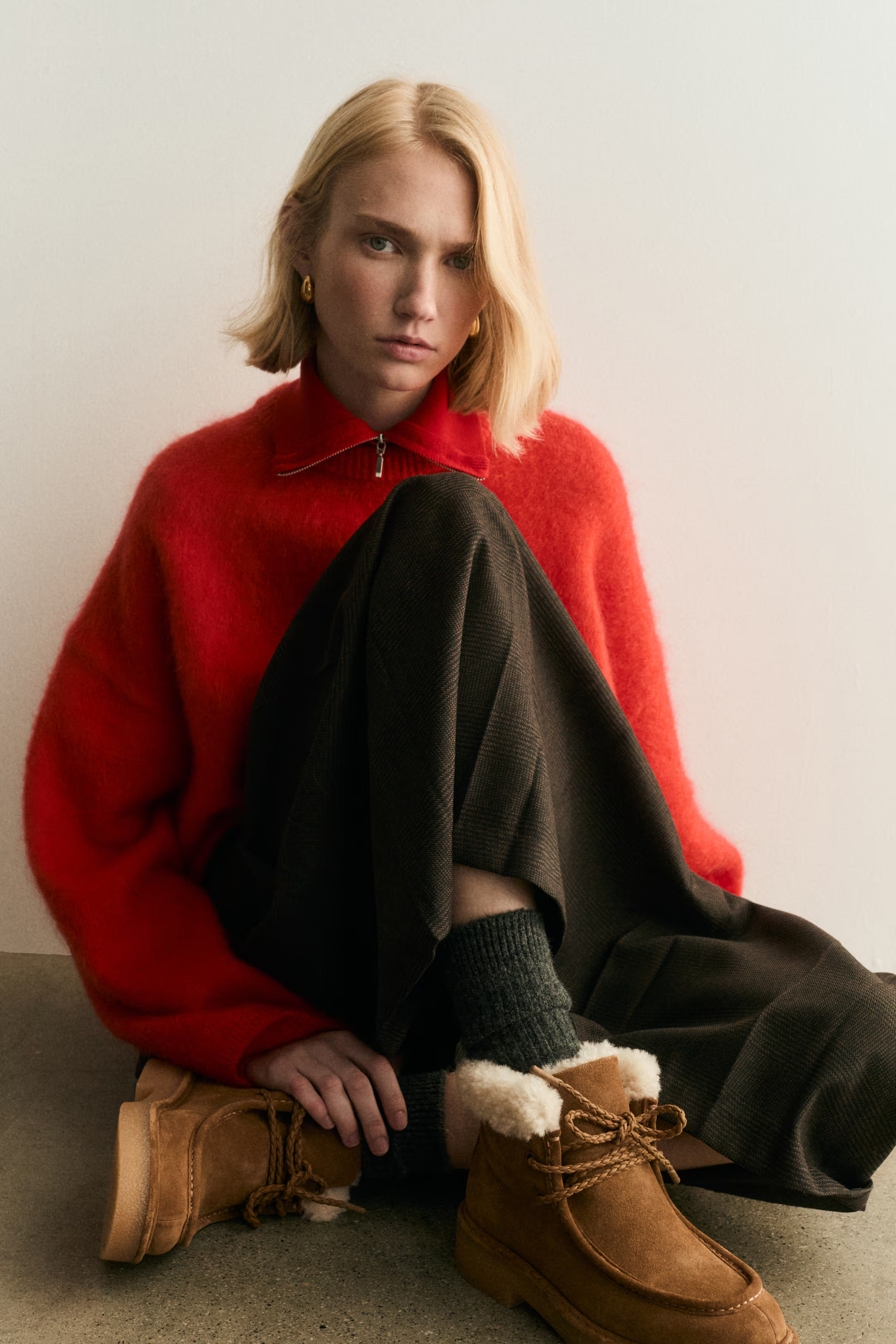 Warm-lined suede lace-up boots | H&M (UK, MY, IN, SG, PH, TW, HK)