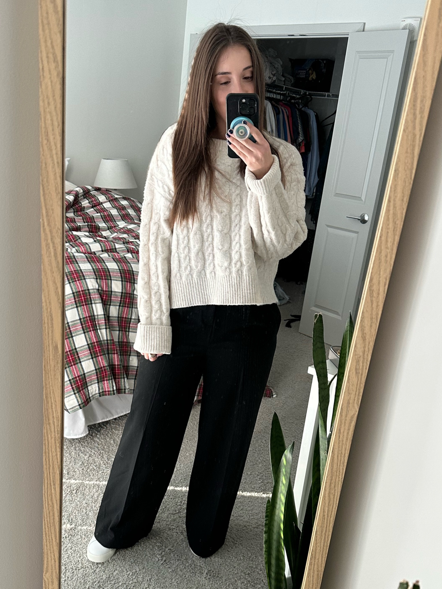 Cold weather work fit

#LTKworkwear #LTKfindsunder50