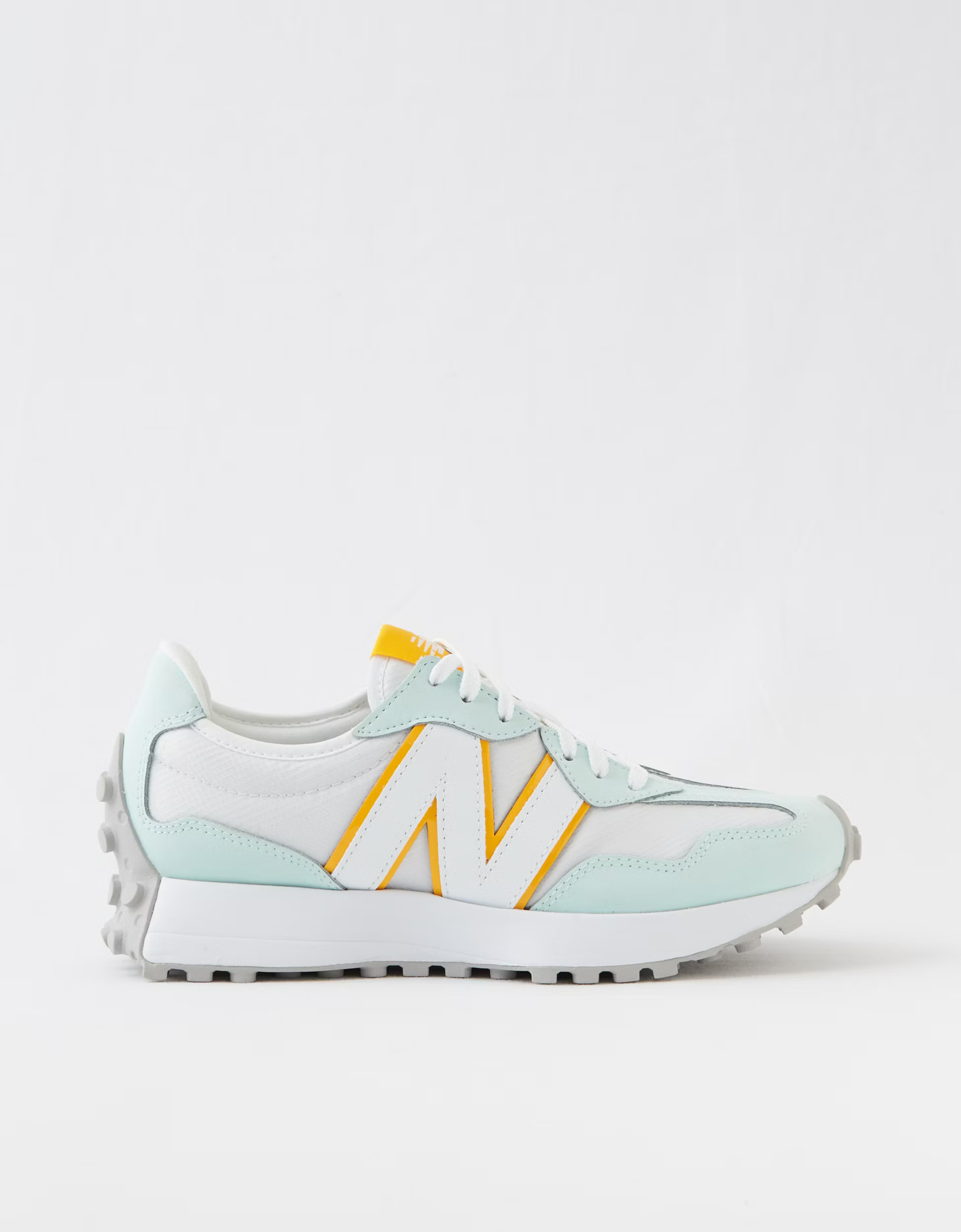New Balance 327 Sneaker | American Eagle Outfitters (US & CA)