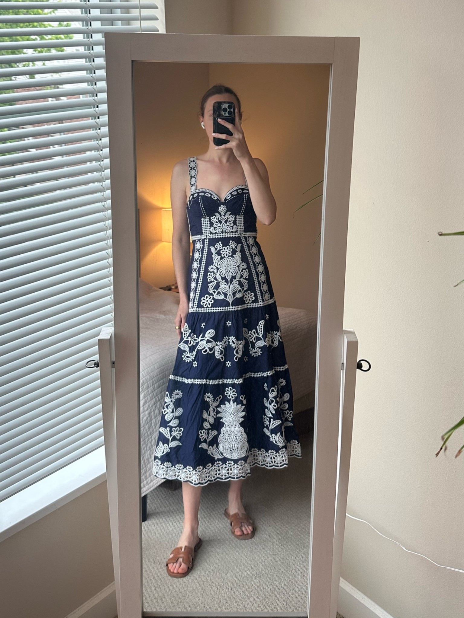 The most flattering Farm Rio Summer Vacation Dress

#LTKgrwm #LTKootd #LTKTravel