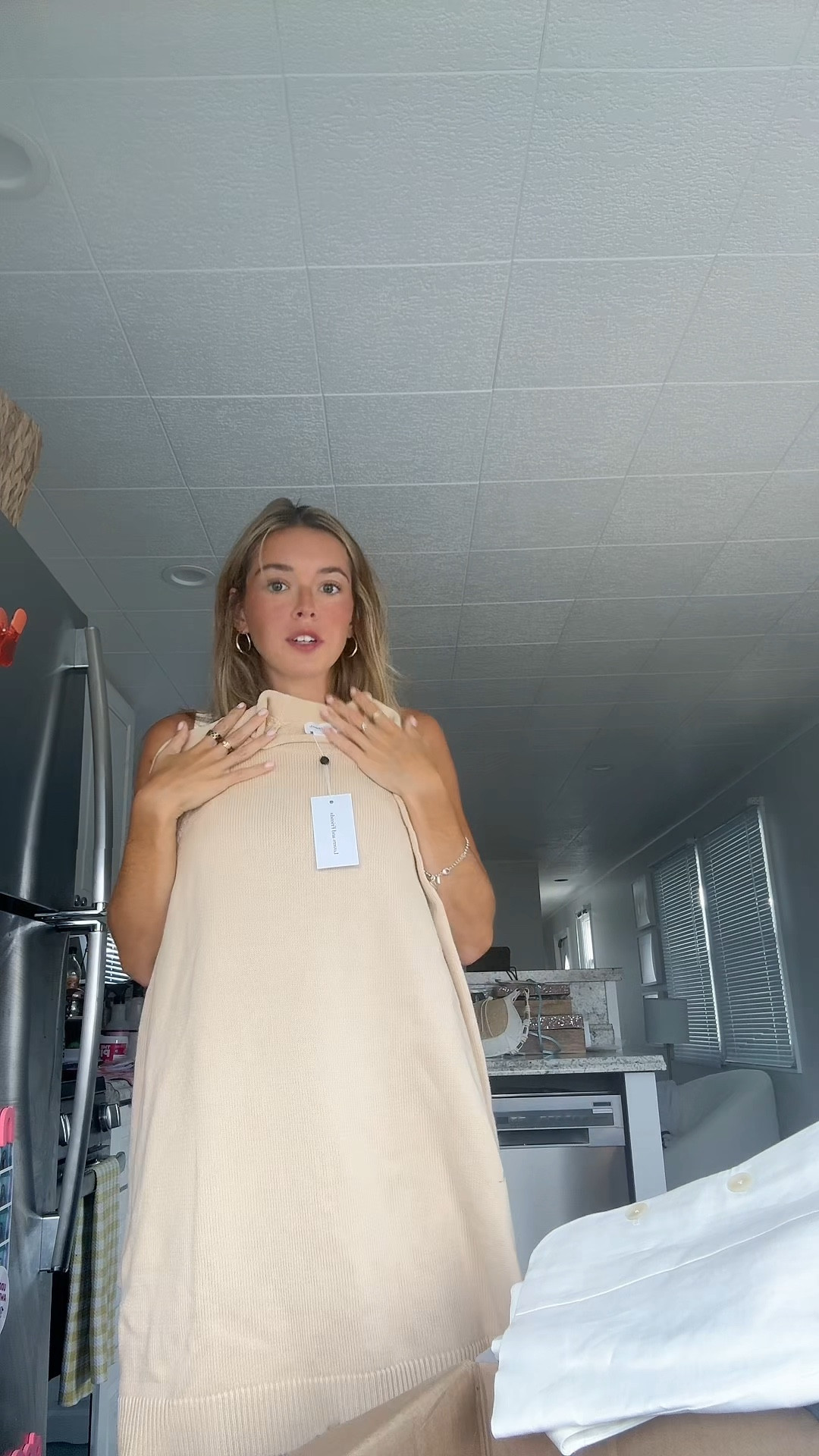 Summer > fall > winter revolve haul 


Long sleeve button up sweater dress claw clip skirt set shell earrings tank top white lien button up vest dress 

#LTKWorkwear #LTKFallSale #LTKVideo