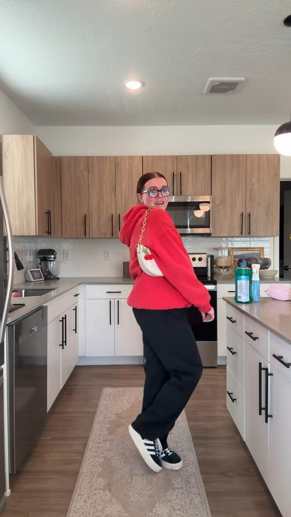 NEW YEARS EVE FIT🍒💫🥂