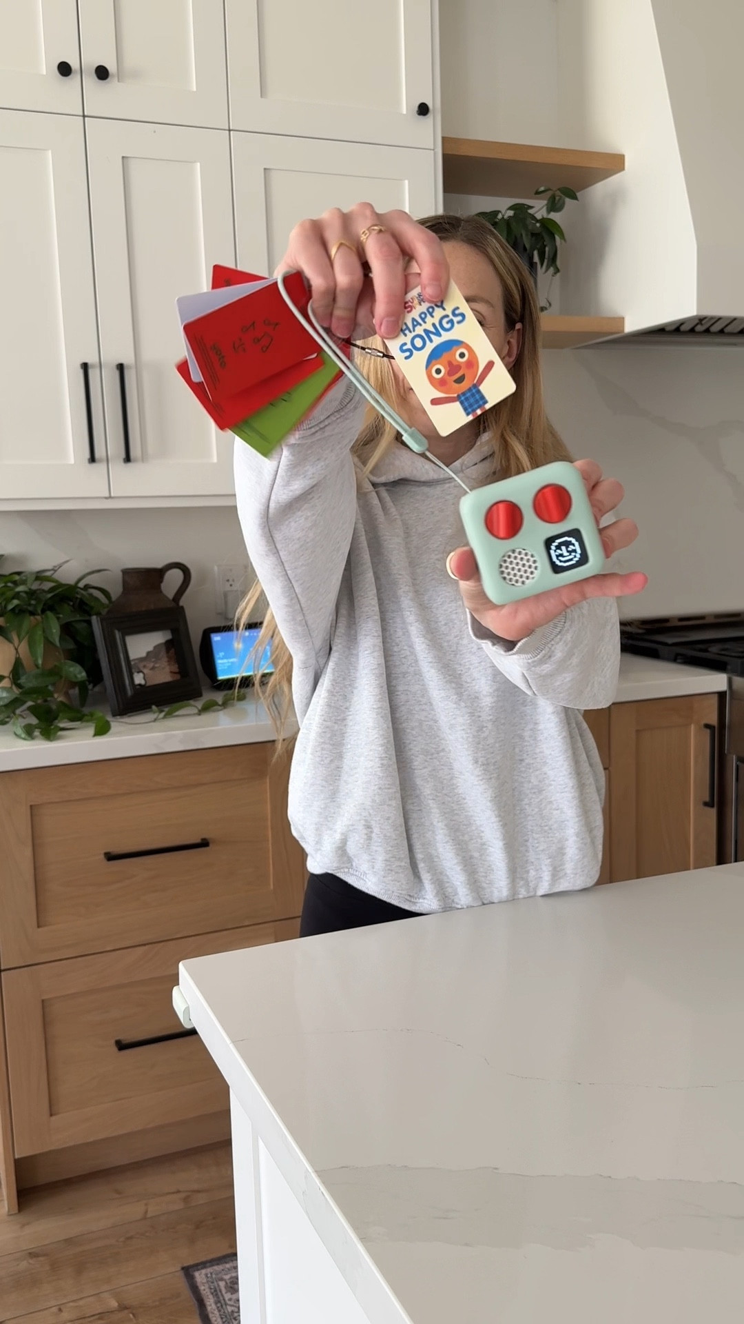 The BEST screen free travel toy 👏🏼

#LTKTravel #LTKFamily #LTKKids