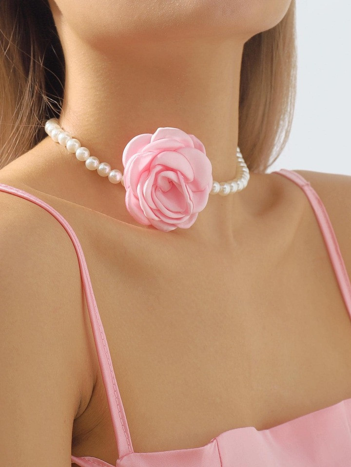 Flower & Faux Pearl Decor Choker | SHEIN