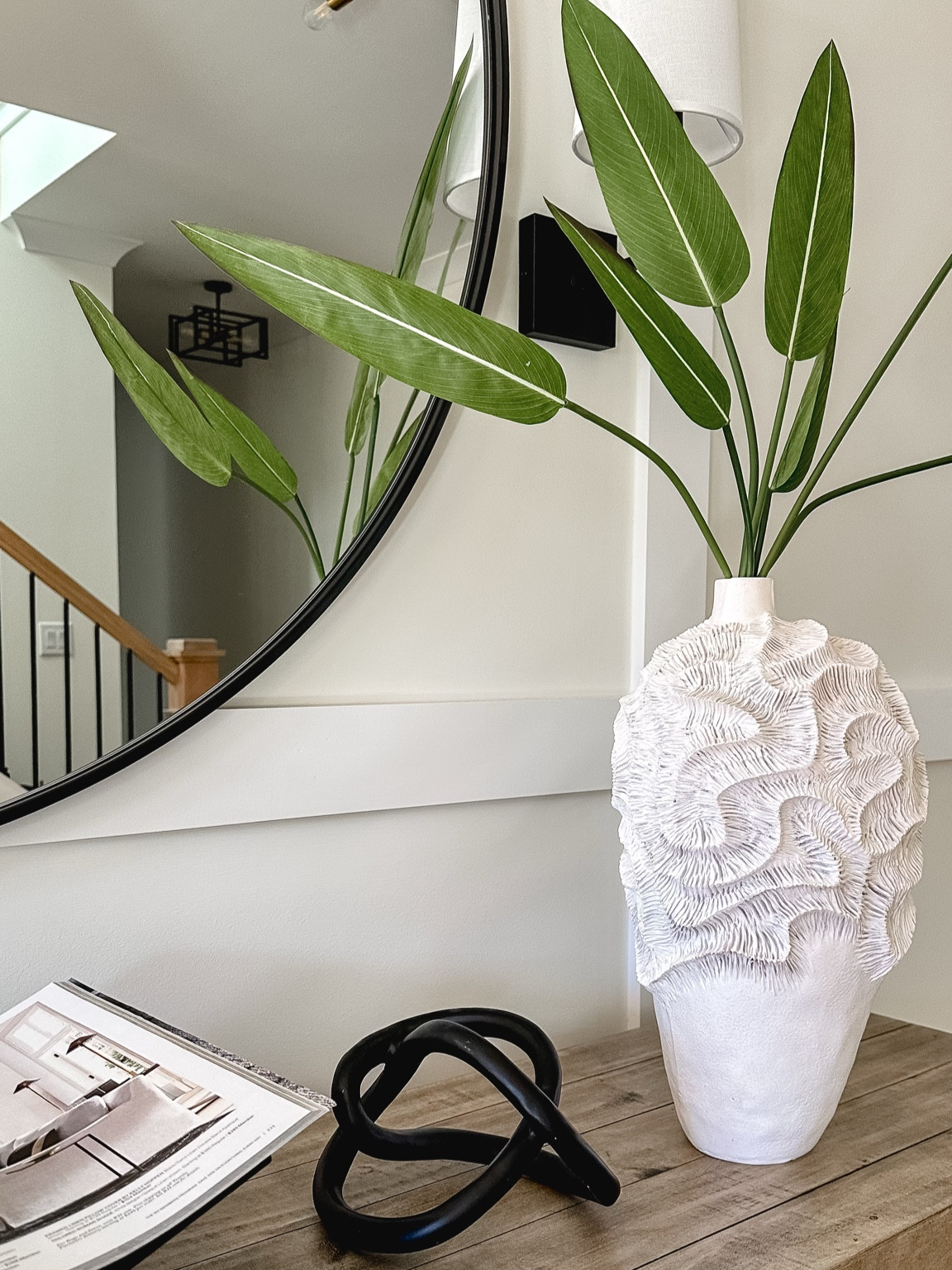 Amo esta base, la textura, forma y el precio! 

#LTKStyleTip #LTKFindsUnder100