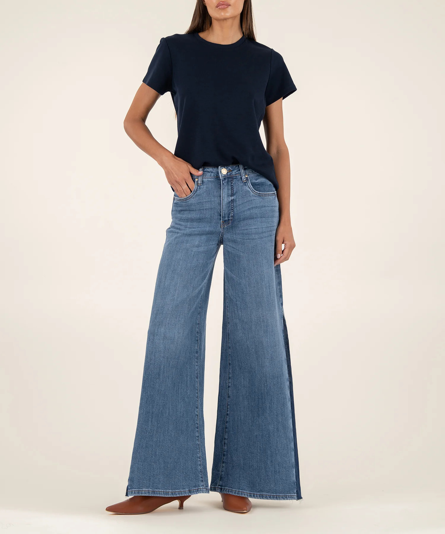 Blake High Rise Super Wide Leg - 2 / Affordable W/Medium Base Wash - Kut from the Kloth | Kut From Kloth