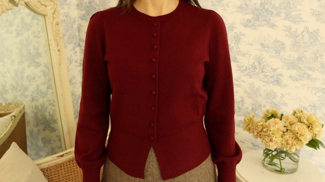 I couldn’t resist sharing this stunning knit sweater from Goelia in the most divine burgundy hue. The silhouette has such a lovely Victorian feel to it… from the gently puffed sleeves to the cropped fit and subtle hemmed slit. And those decorative buttons? Pure elegance.

This is one of those pieces that instantly elevates your look. It’s feminine, flattering, and wonderfully unique. I’m planning to layer this over dresses or wear with an A-line skirt for a polished yet romantic autumn ensemble. 🍂

The rich color makes it perfect for the season, and it fits right in with my ten-item wardrobe. Classic, versatile, and beautiful without being overdone.

#TenItemWardrobe #AutumnElegance #VictorianInspired #Romantic #LTKFall #LTKStyle


#LTKFallSale #LTKBeauty #LTKSeasonal