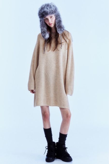Perfect fall and winter sweater dress 

#LTKCyberWeek #LTKSeasonal #LTKGiftGuide