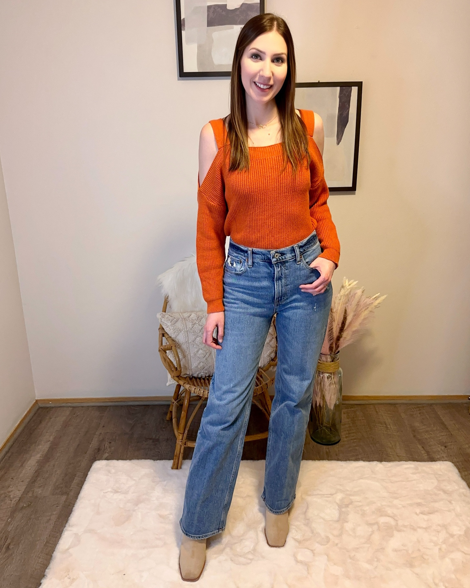 Loving these 90s relaxed high waisted jeans from Abercrombie. Wearing size 27R & fit is true to size. I’m 5’7 for reference. Pair with a sweater & square toed boots for a great fall outfit/back to school outfit!

Follow @jenniferxherron for more inspiration ✨

#LTKunder100 #LTKFind #LTKBacktoSchool