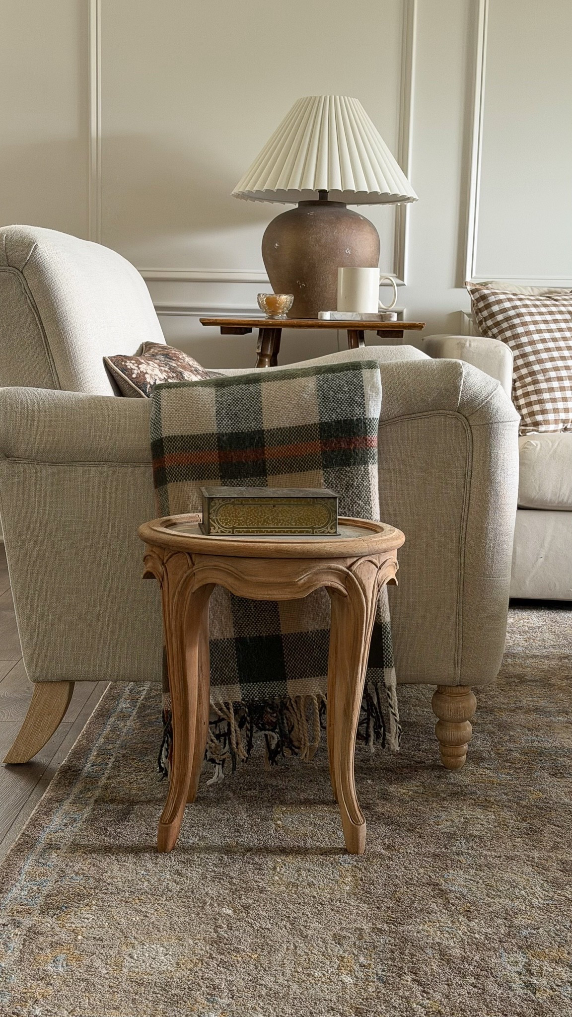 Fall plaid throw under $20

#LTKHome #LTKSeasonal