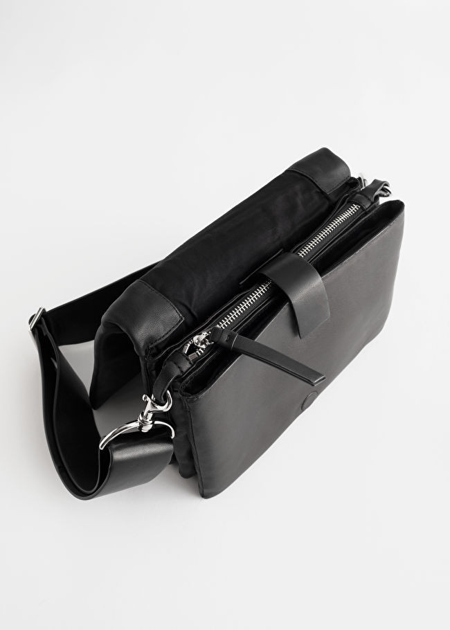 Chrome Free Leather Crossbody Bag | & Other Stories (EU + UK)