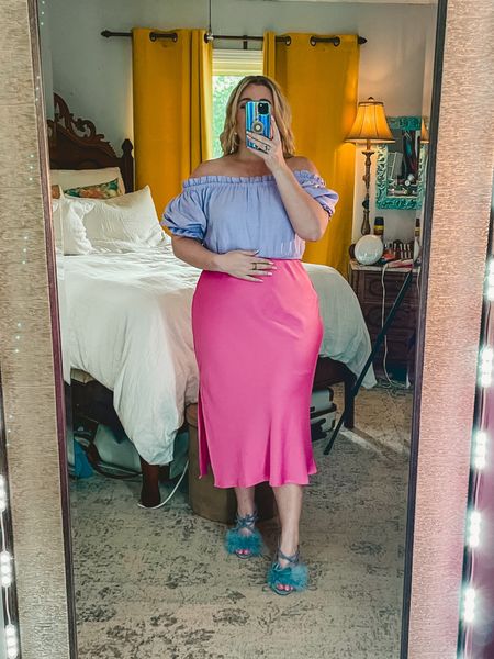 The perfect pink silk skirt 

#LTKunder50 #LTKcurves