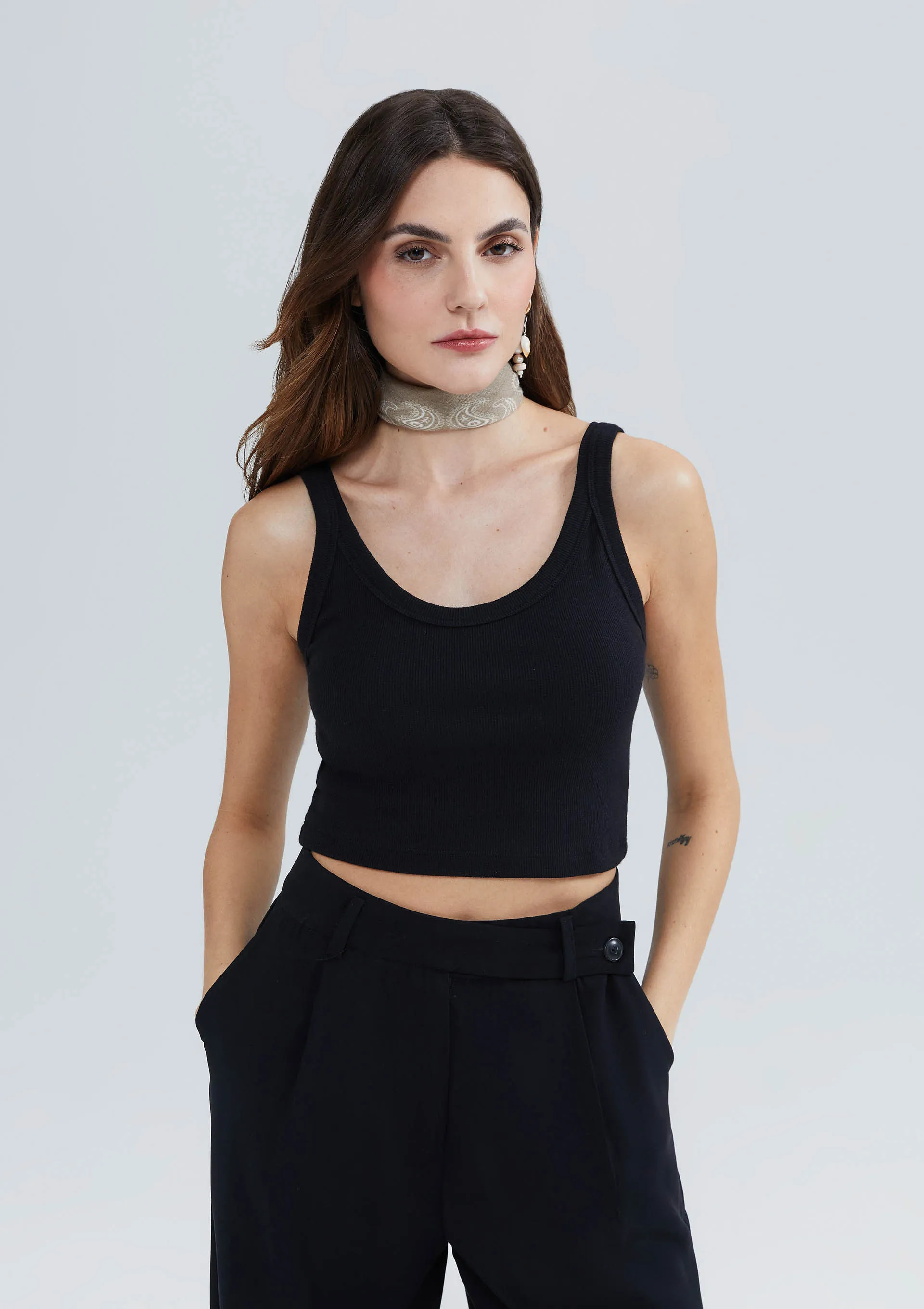 Regata Básica Feminina Cropped Em Ribana Canelada - Hering Store | Hering (BR)
