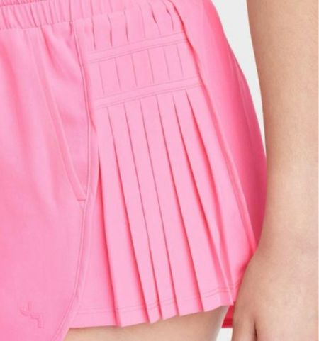 These viral side pleated shorts are so good need them in every color 

#LTKSeasonal #LTKSpringSale #LTKfitness