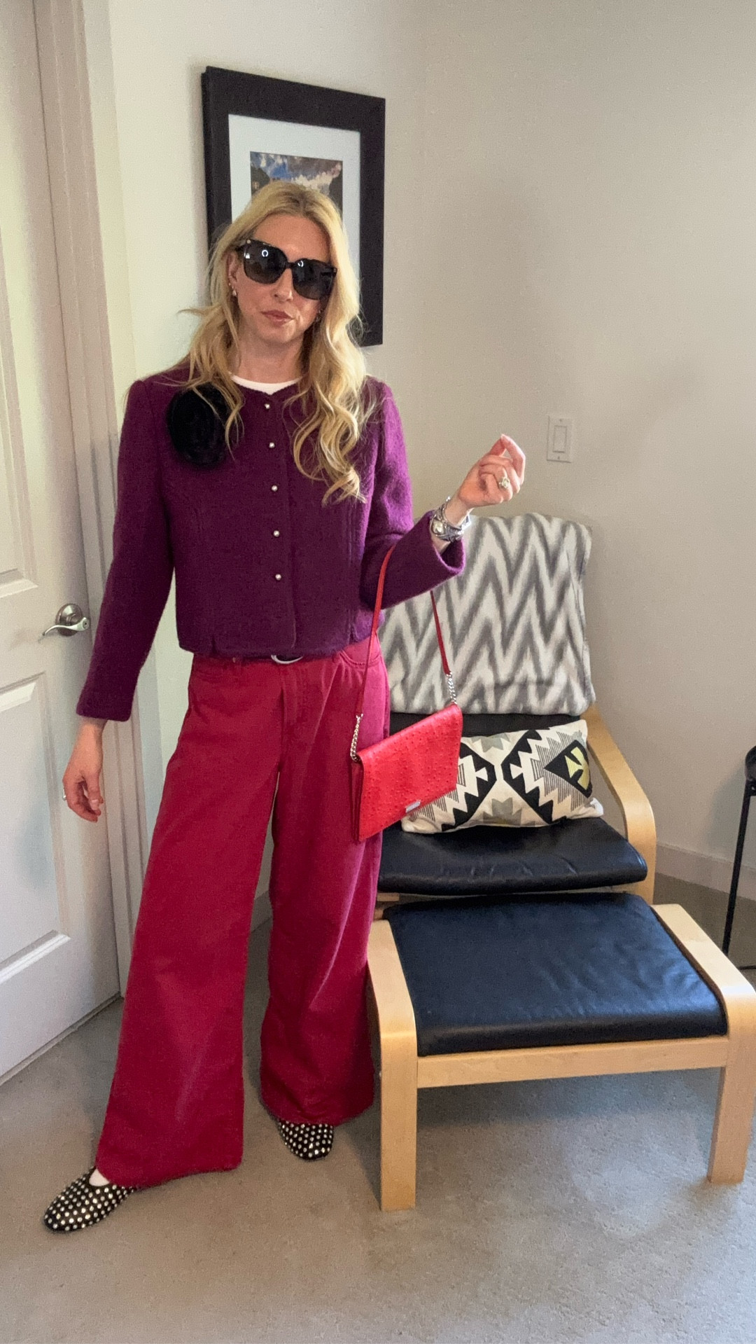 Purple cropped blazer @ebay
White tee and flower pin @h&m 
Jeans @gap
Shoes @alaia
Bag @katespade from @therealreal
Sunnies @gucci from @amazon 

#LTKootd #LTKOver40 #LTKTall