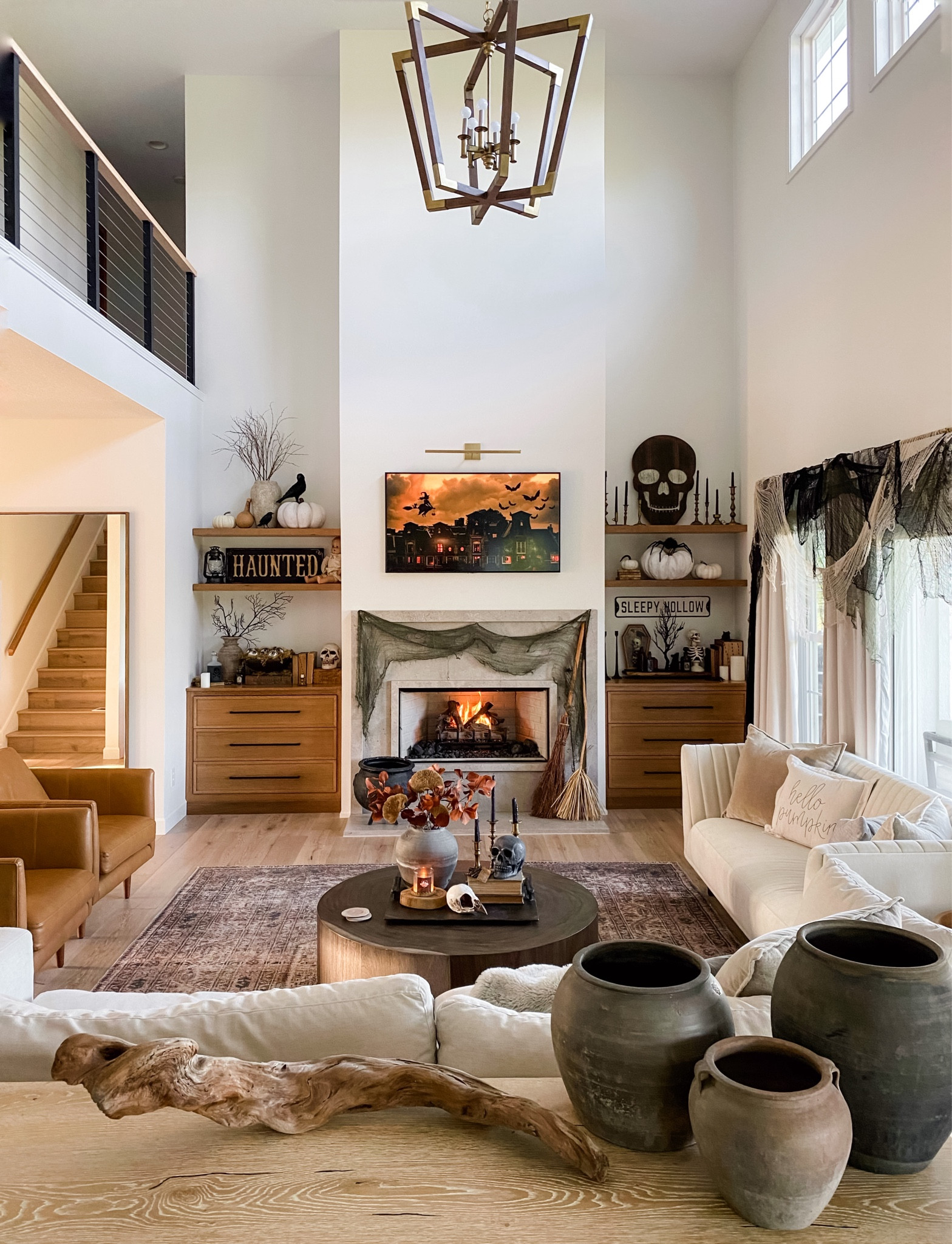 Spooky Halloween livingroom 