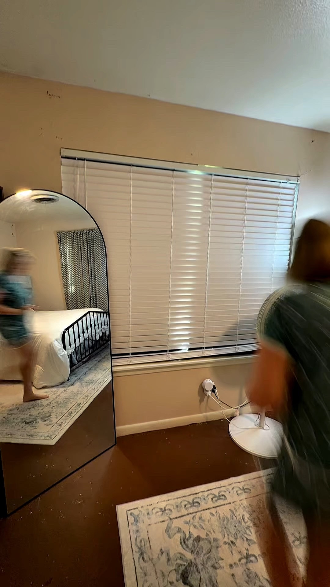 Blackout Curt’s

#LTKHome #LTKdayinmylife #LTKvlog