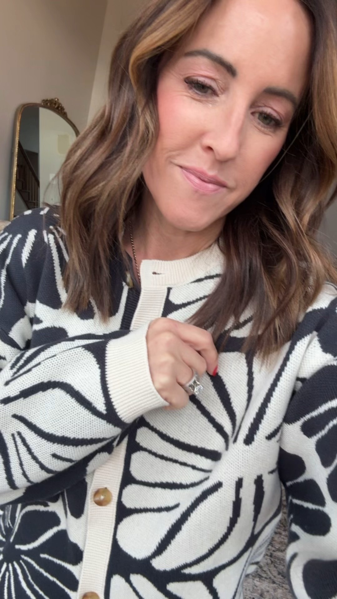 XS cardigan sweater  

#LTKSeasonal #LTKHoliday