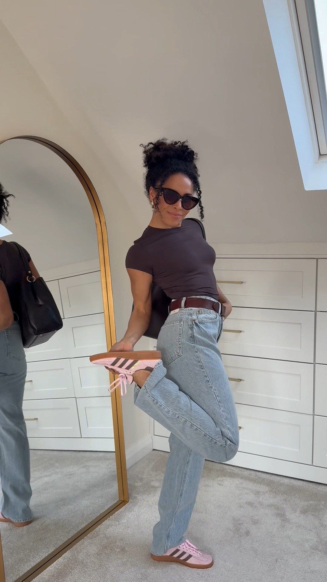 Style my new Adidas trainers with me!

#airportoutfit #citybreak #springoutfit #trainers #adidas #grwm

#LTKsummer #LTKspring #LTKuk