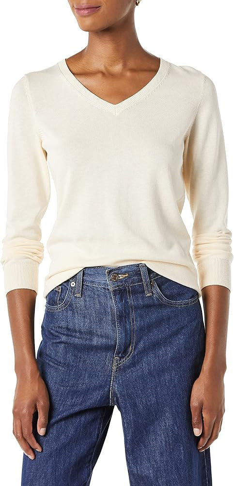 Amazon Essentials Women's Classic-Fit Lightweight Long-Sleeve V-Neck Sweater (Available in Plus S... | Amazon (US)