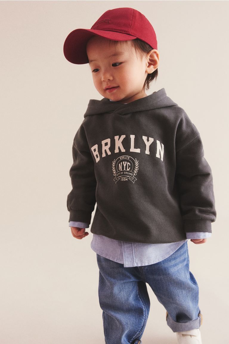 Print-motif Hoodie - Long sleeve - Regular length - Dark gray/BRKLYN - Kids | H&M US | H&M (US + CA)