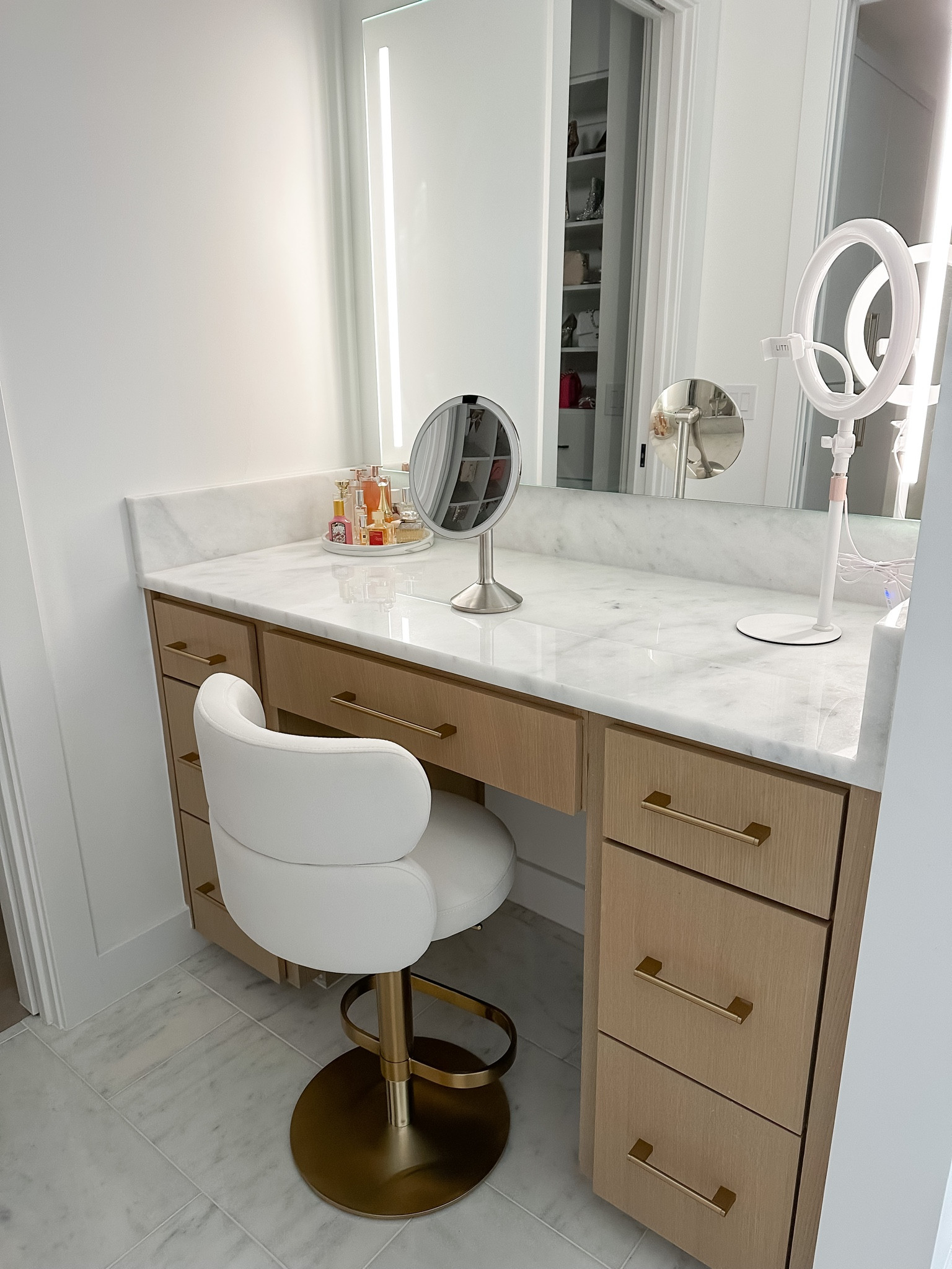 Vanity station #bathroominspo #homedexor

#LTKFind #LTKhome #LTKstyletip