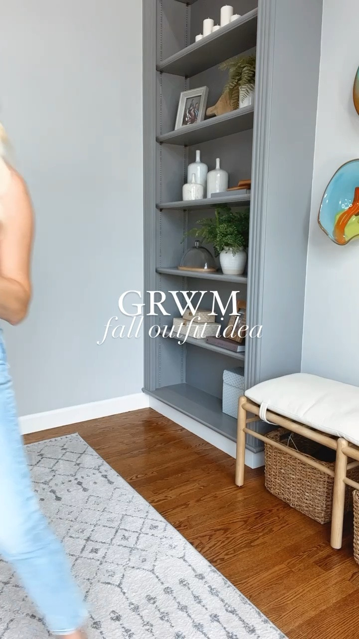 Wearing an x-small in tank & cardigan and 27 in jeans // jeans are a true denim and have no stretch

Fall outfit, jeans, denim, cardigan, booties, straight leg denim 

#LTKSeasonal #LTKfindsunder50 #LTKstyletip