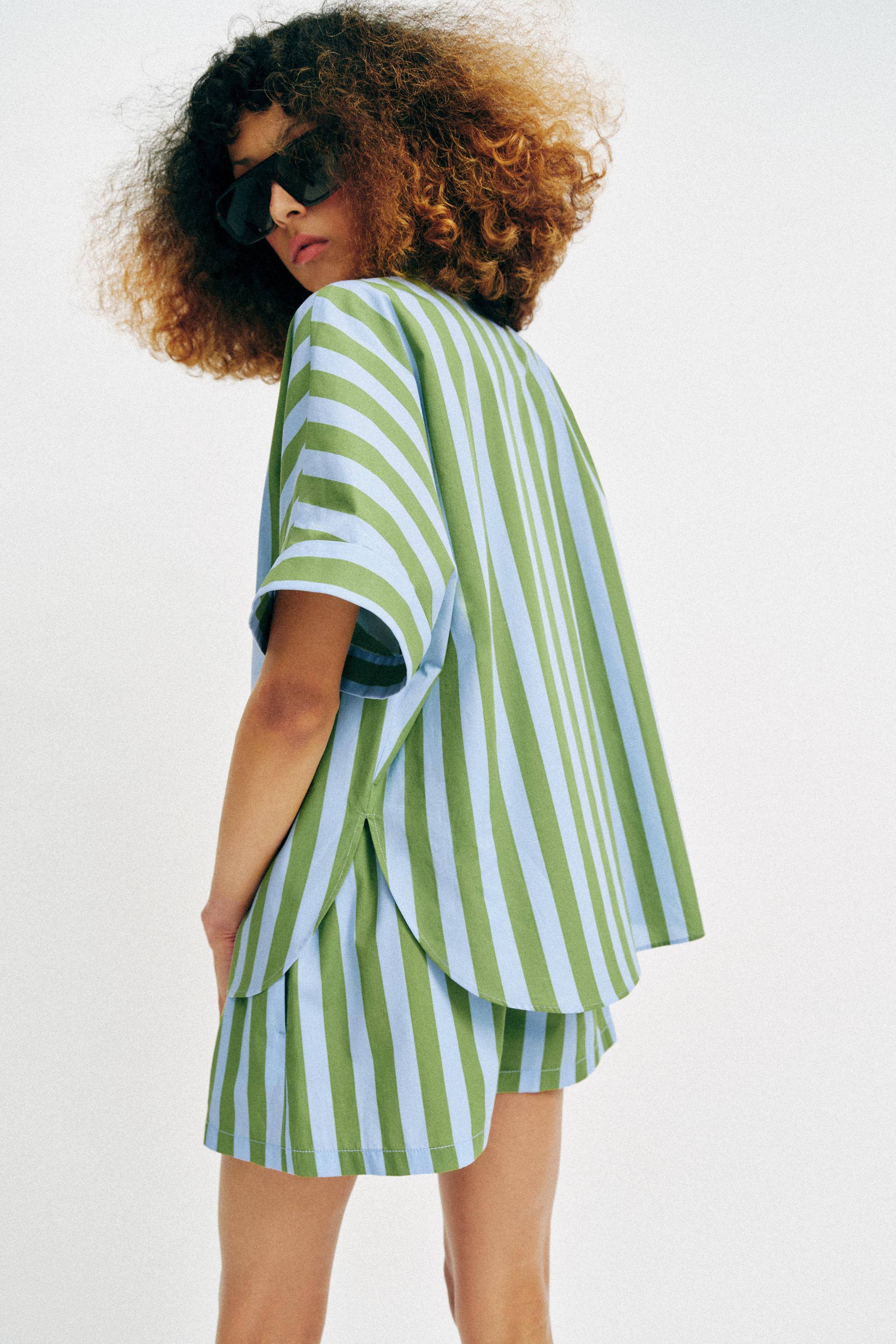 STRIPED SHORTS | Zara US