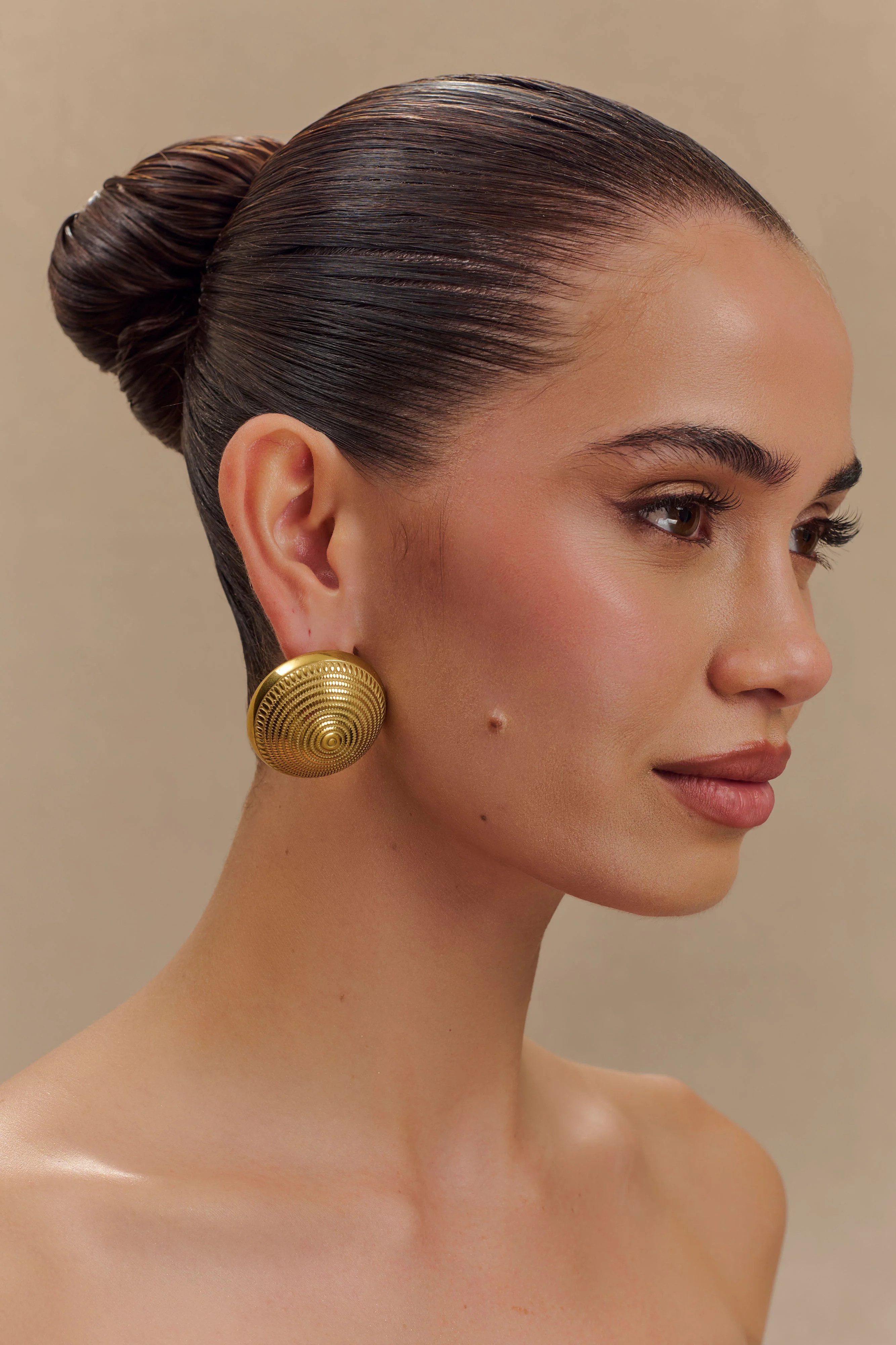 Kimberley Vintage Dome Earrings - Gold | MESHKI US