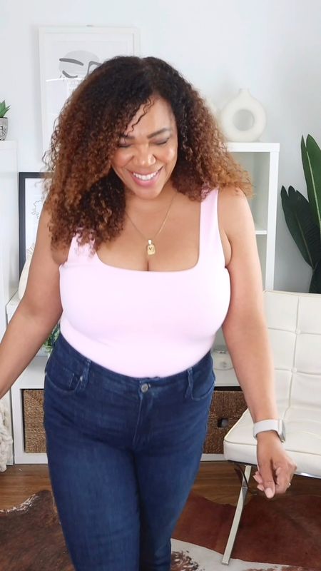 Jeans that fit curves! #goodamericanpartner Okayyyy these stretch and move with you! I got the jeans in a 14 and bodysuit in an xl.