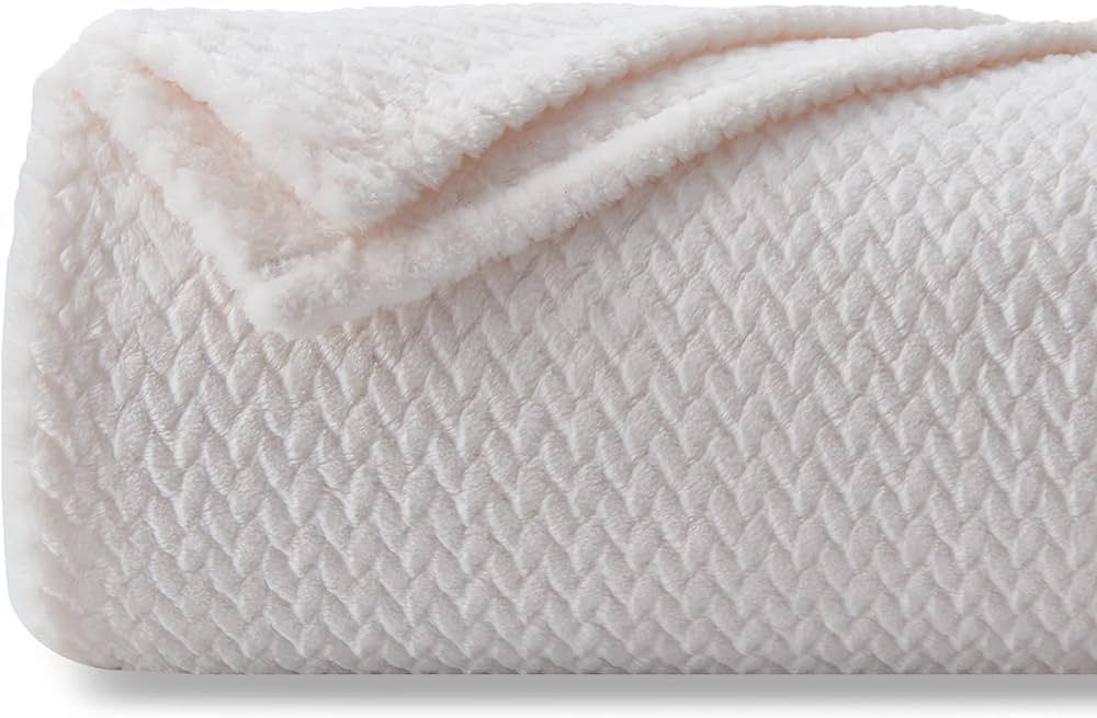NEWCOSPLAY Super Soft Throw Blanket Ivory Premium Silky Flannel Fleece Leaves Pattern Lightweight... | Amazon (US)