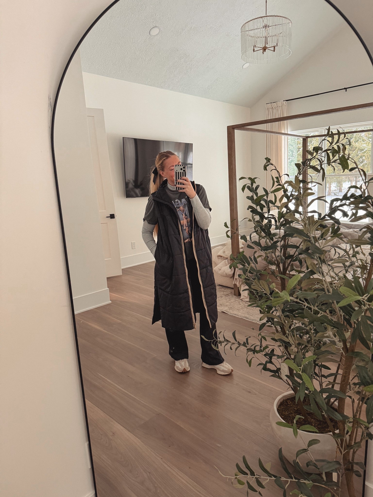 comp day ootd  ◡̈ love this custom shirt with my favorite gymnasts photos on it 🤸‍♀️🖤💜

#LTKKids #LTKootd #LTKmomlife