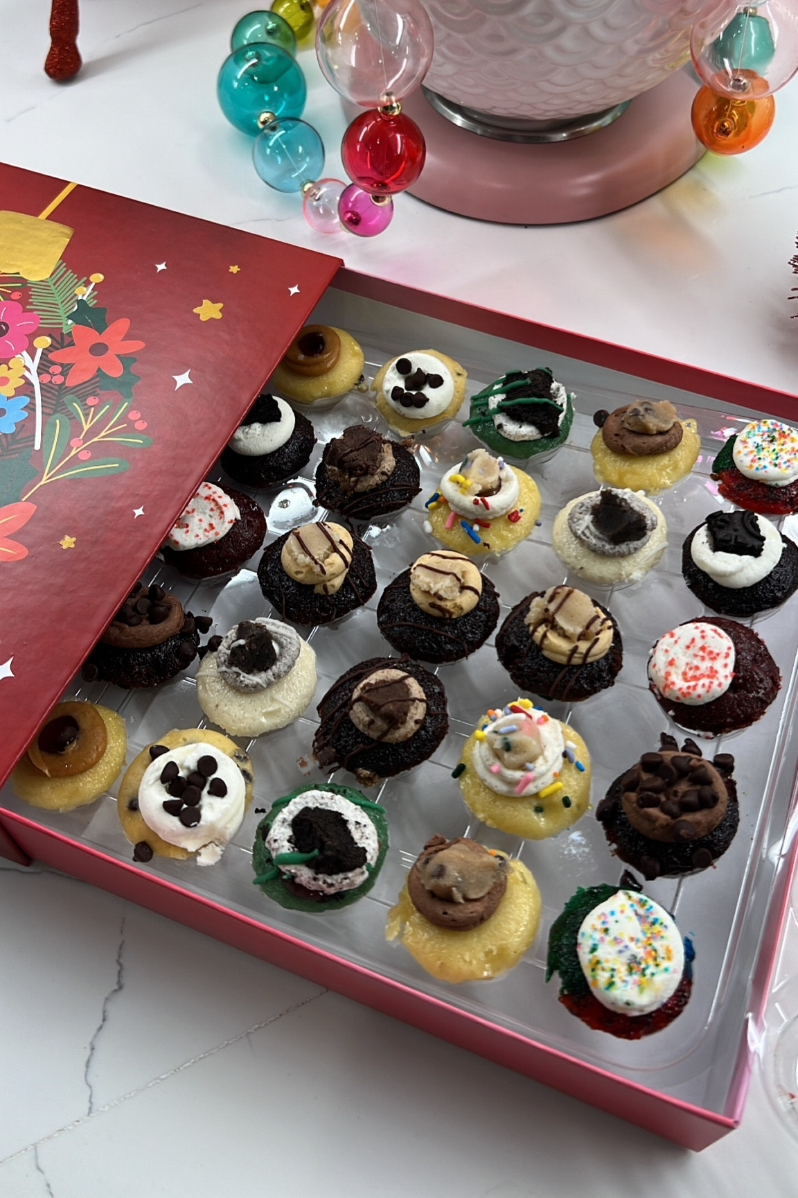 Baked by Melissa is up to 40% off cupcakes!!! SO DELICIOUS 😍

#LTKSeasonal #LTKCyberWeek #LTKHoliday