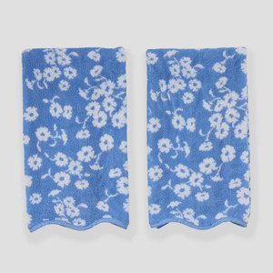 Scallop Patterned Hand Towels (pair) | Weezie Towels
