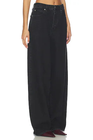 FRAME X Amelia Gray The Gray Jeans in Astral from Revolve.com | Revolve Clothing (Global)
