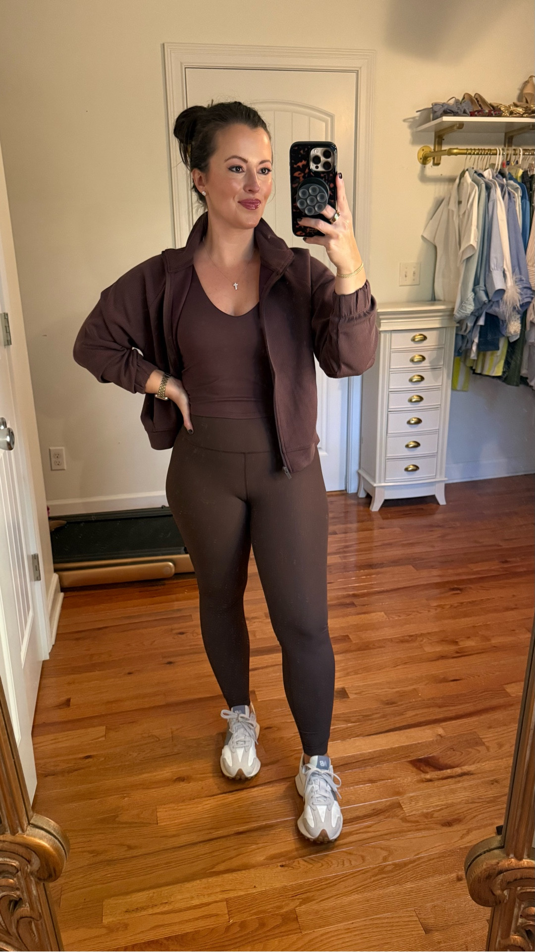 Chocolate Brown matching workout set
40% off activewear for target circle week!
Fall activewear athleisure 

Brown cropped Athletic jacket: small
Brown workout yoga tank: Med
Brown workout leggings high waisted: medium
 

#LTKFindsUnder50 #LTKActive #LTKSeasonal