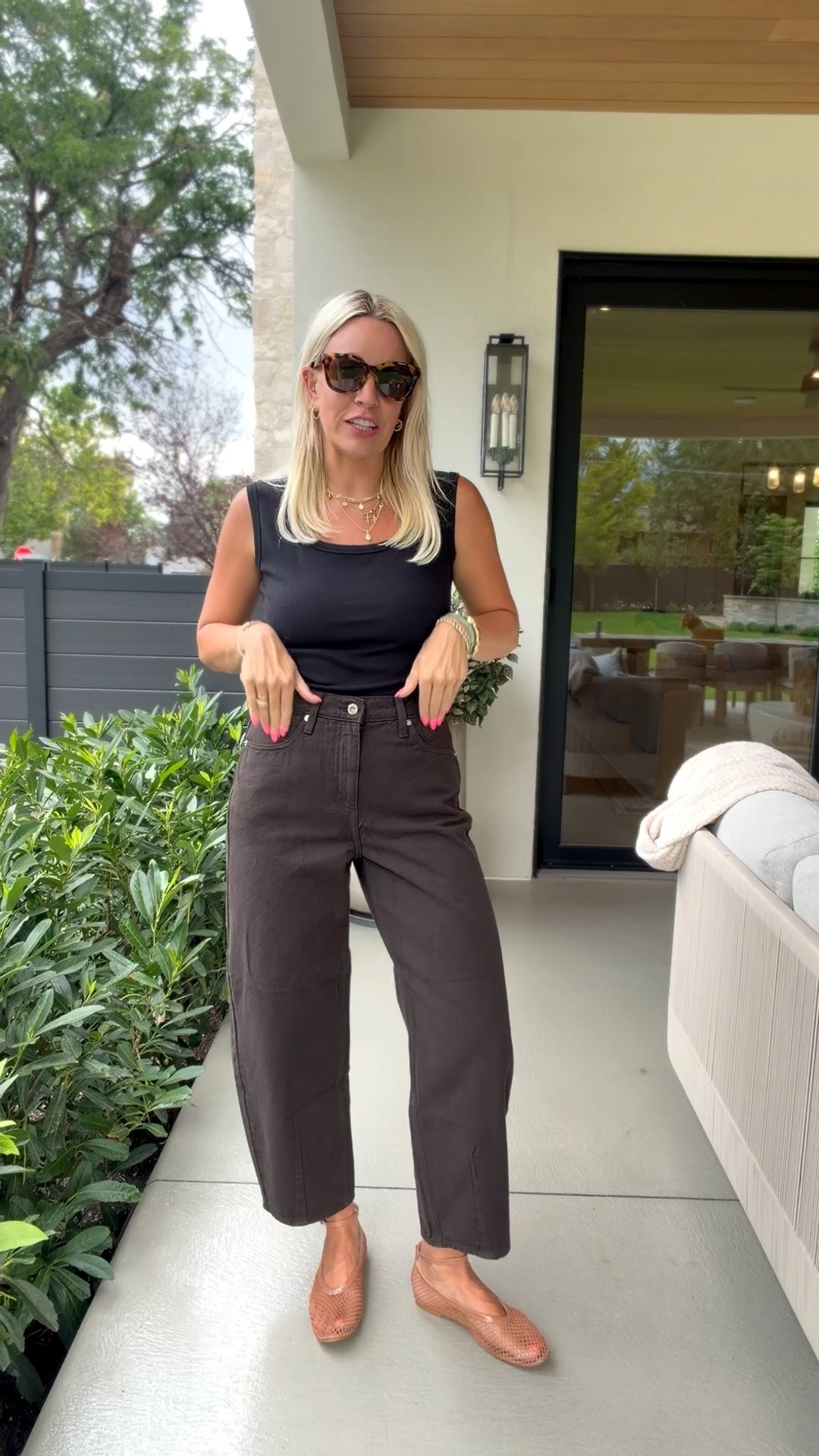 These brown pants are literally perfect!!

#LTKgrwm #LTKmomlife #LTKootd