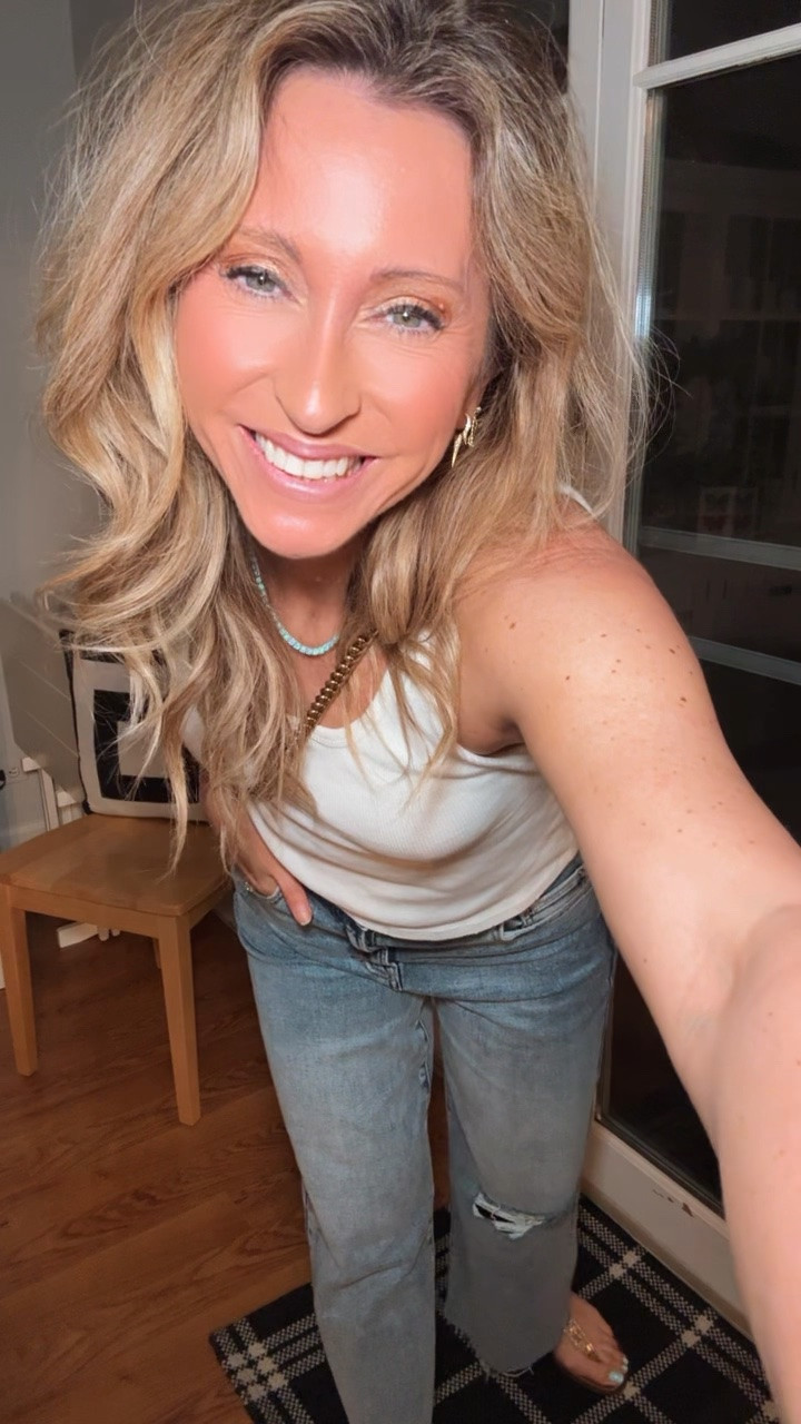 Definitely starting to feel like summer… yard work, putting flowers out and all my yard decor, sunkissed skin from being out all day… we ended the day going to watch our friend’s band play… first summer evening out… just kept it simple with a tank and jeans and added all the fun accessories… here’s to more summer fun… 

Tank, jeans, sandals, jewelry, crossbody bag

#LTKootd #LTKSeasonal