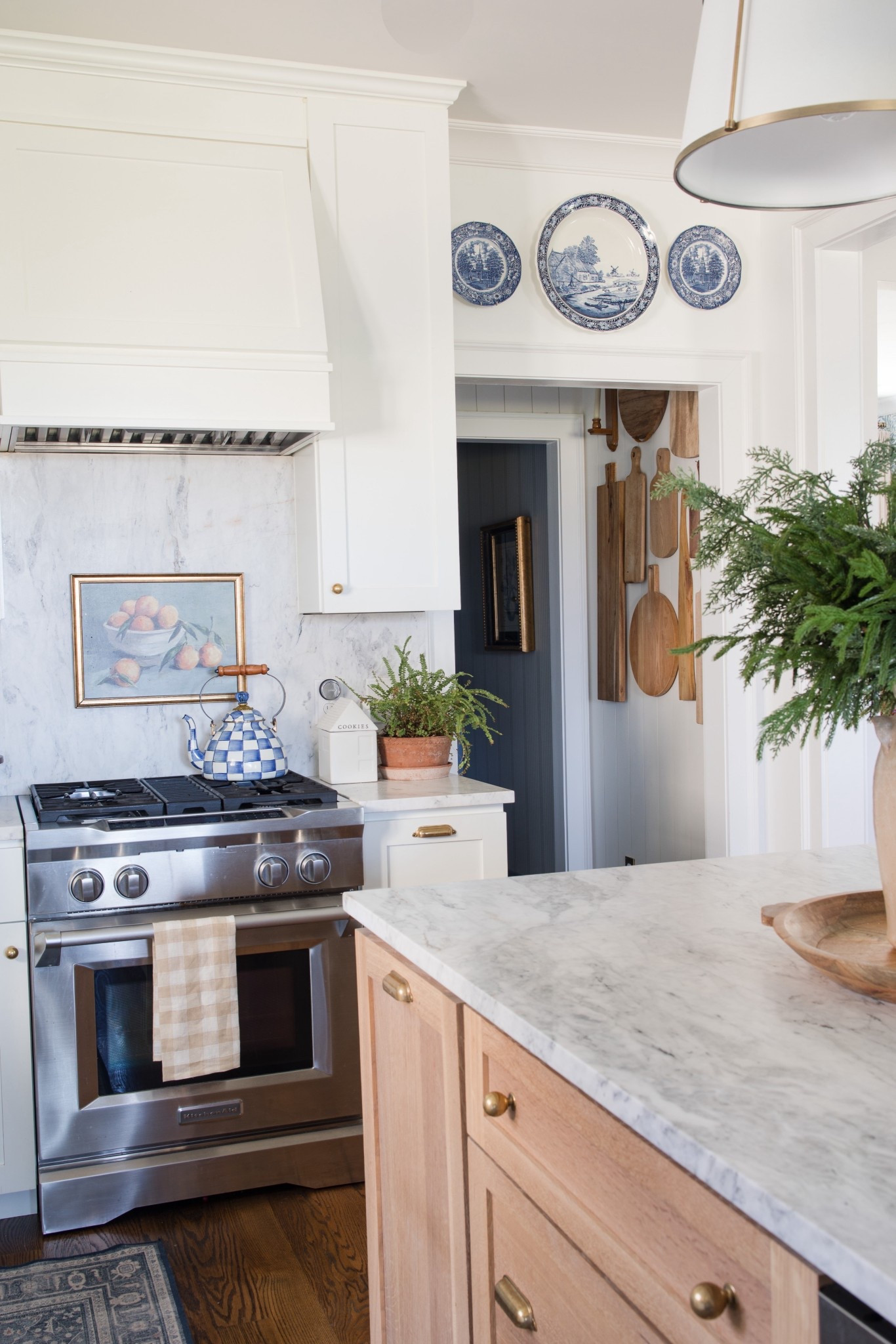 Vintage plates to hang in the kitchen 

#LTKHoliday #LTKSeasonal #LTKHome