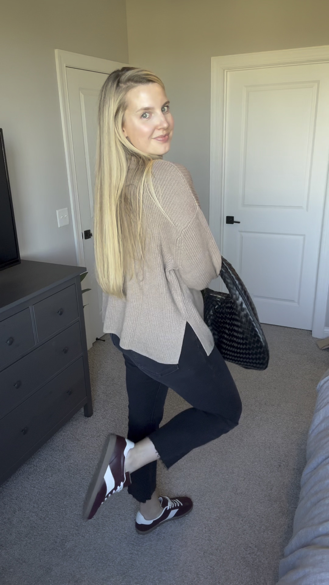 Thanksgiving outfit idea day 1

#LTKSeasonal #LTKGiftGuide #LTKHoliday