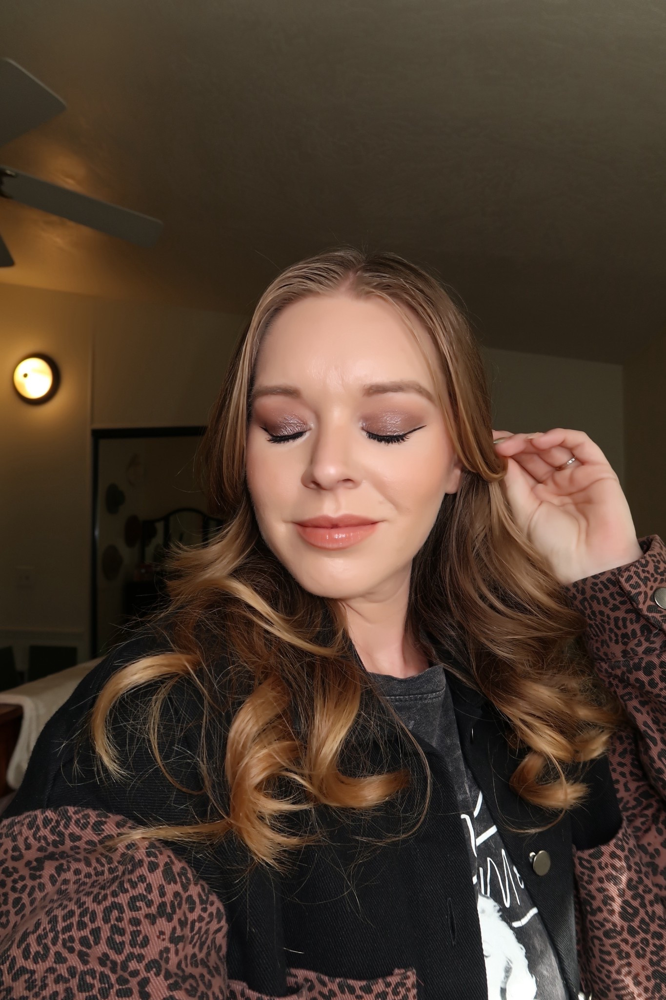 Fall makeup look! 🤎🍂

#LTKGiftGuide #LTKSeasonal #LTKHoliday