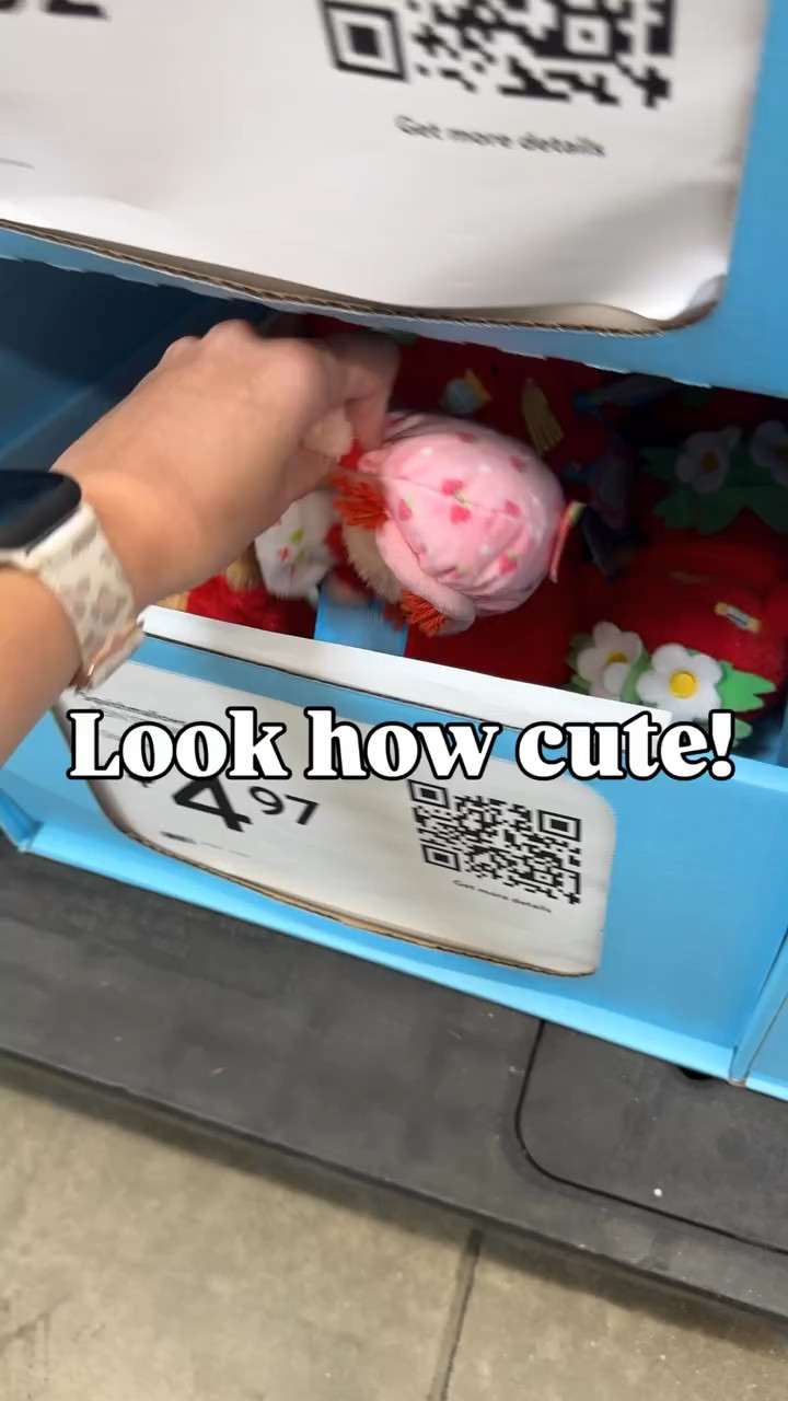 Strawberry Shortcake Bum Bumz at Walmart! Under $5, Follow + comment “SHOP” for a link! (make sure you’re following to receive it) ✨ & if you love Holiday finds and gift ideas, follow along for more! 

#walmart #bumbumz #walmartfinds