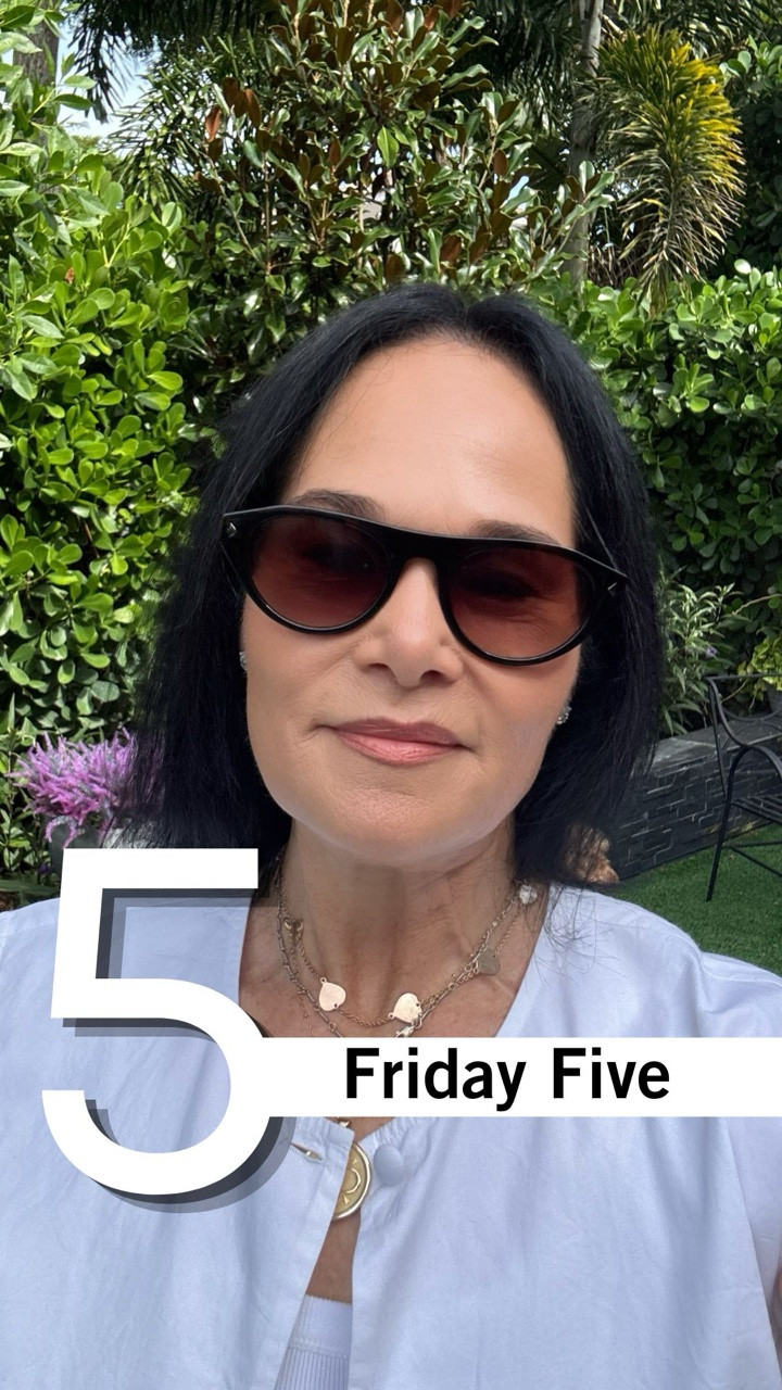 Happy Friday! ✨

Bringing you this week’s Friday Five! These are five of my absolute favorite go-to items that I’ve been reaching for non-stop.

What items were on high repeat for you this week? Let me know in the comments! 👇

FridayFive WeeklyFavorites GoToItems FridayLineup WeekendVibesc arolleecalling beautymusthaves

#LTKBeauty #LTKselfcare #LTKstorytime