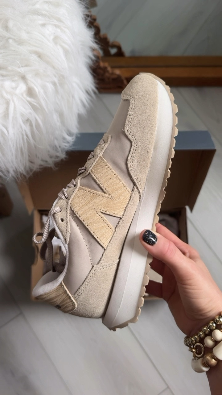 I just found the perfect neutral shoe!!!!!! #ad I’m a huge fan of these @amazon shoes already as I already own them in 3 other colors!!!!! They are so comfy!!!! Fit TTS and so many good color options!!! #founditonamazon

#LTKShoeCrush #LTKStyleTip #LTKWatchNow