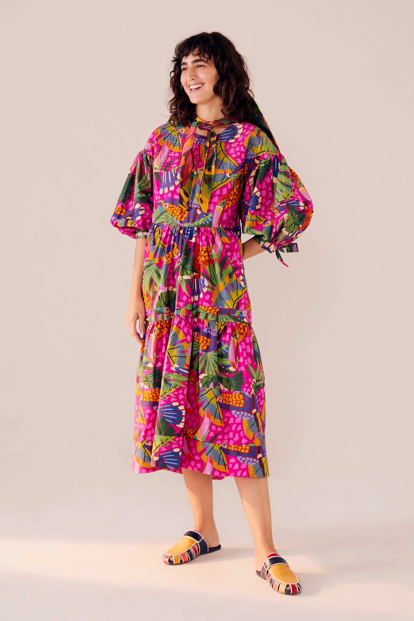 PINK PAINTED TOUCANS MIDI DRESS | FarmRio